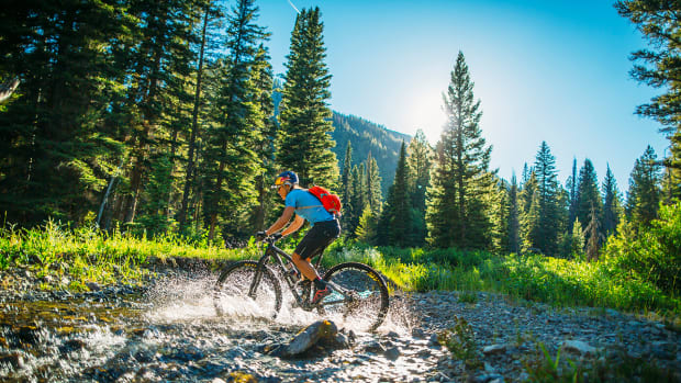 mountain-bike-outdoor-workout-lead.jpg